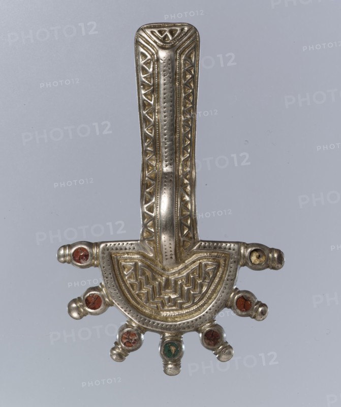Bow Brooch, Frankish, 500-550.