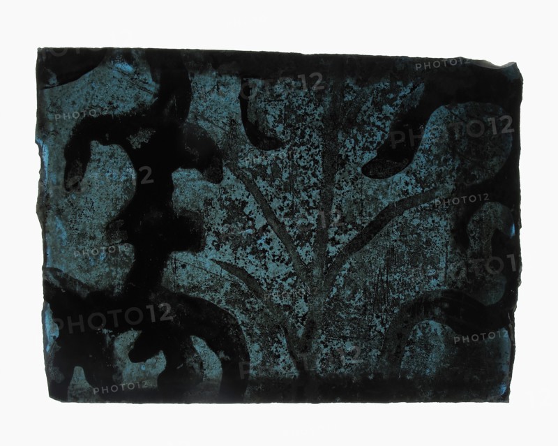 Glass Fragment, French (?), 14th century.