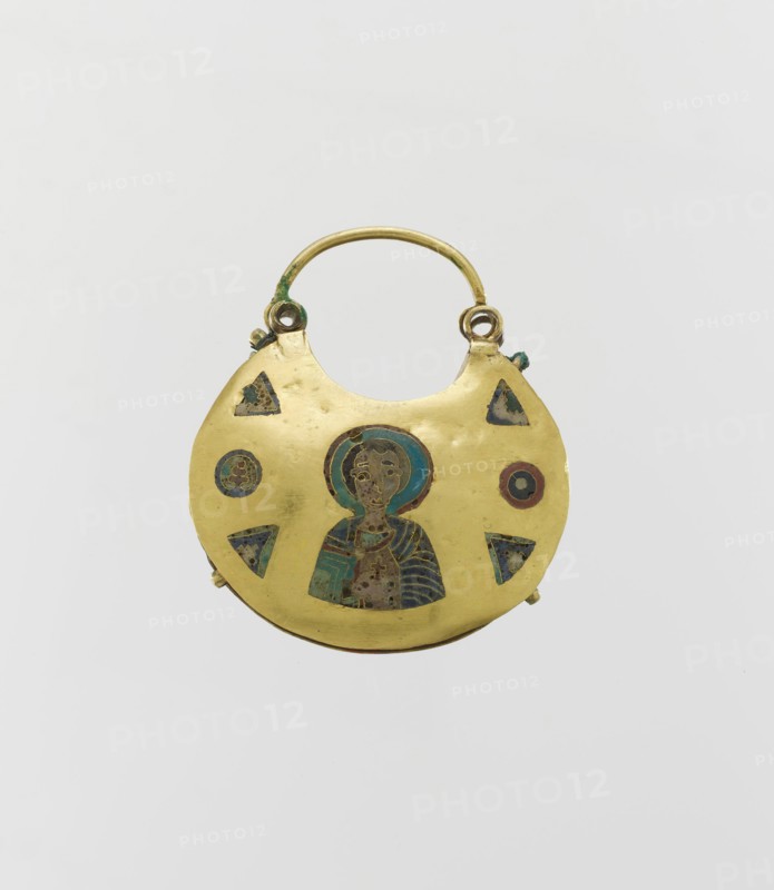 One of a Pair of Temple Pendants, with Busts of Male Saints Holding Martyr's Cross (front) and Leaf and Rosette Motifs (back), Kievan Rus', 11th-12th century.