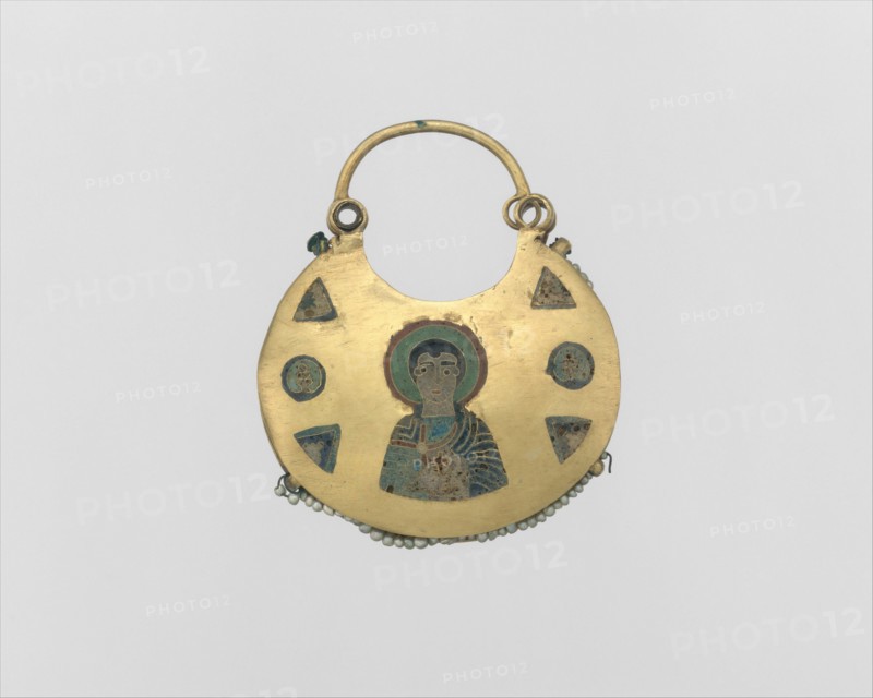One of a Pair of Temple Pendants, with Busts of Male Saints Holding Martyr's Cross (front) and Leaf and Rosette Motifs (back), Kievan Rus', 11th-12th century.
