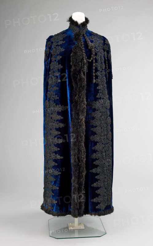 Evening cape, French, 1885-89.