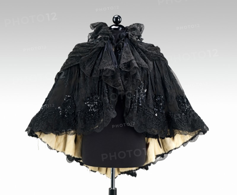 Evening cape, French, ca. 1895.