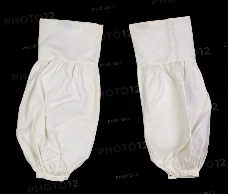 Undersleeves