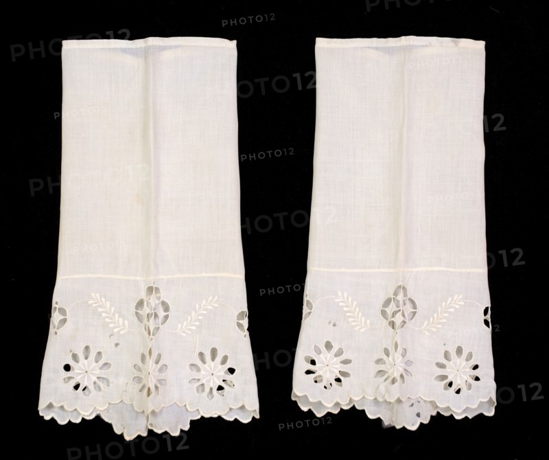 Undersleeves