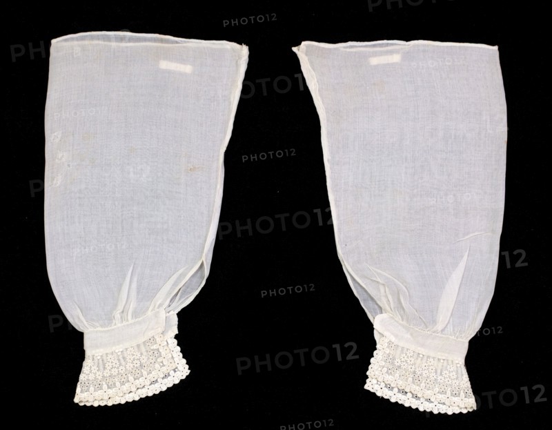 Undersleeves