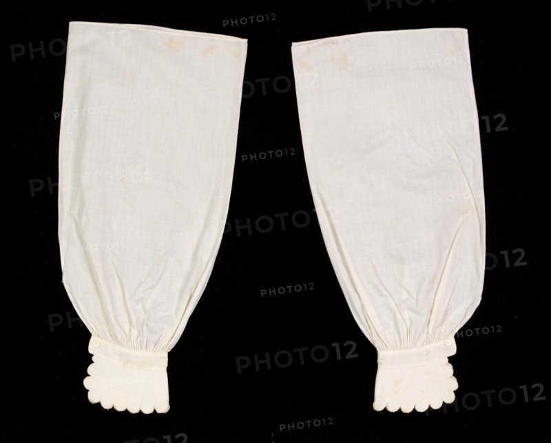 Undersleeves