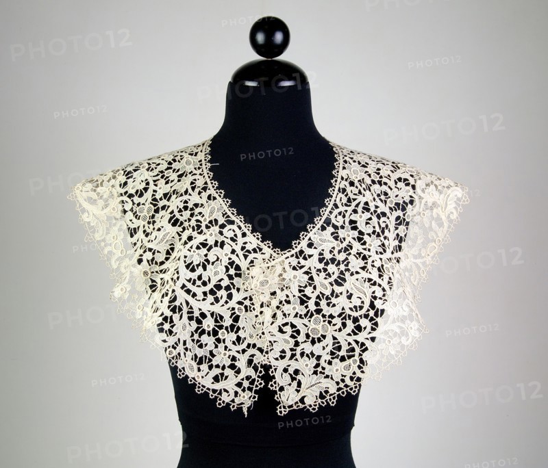 Collar