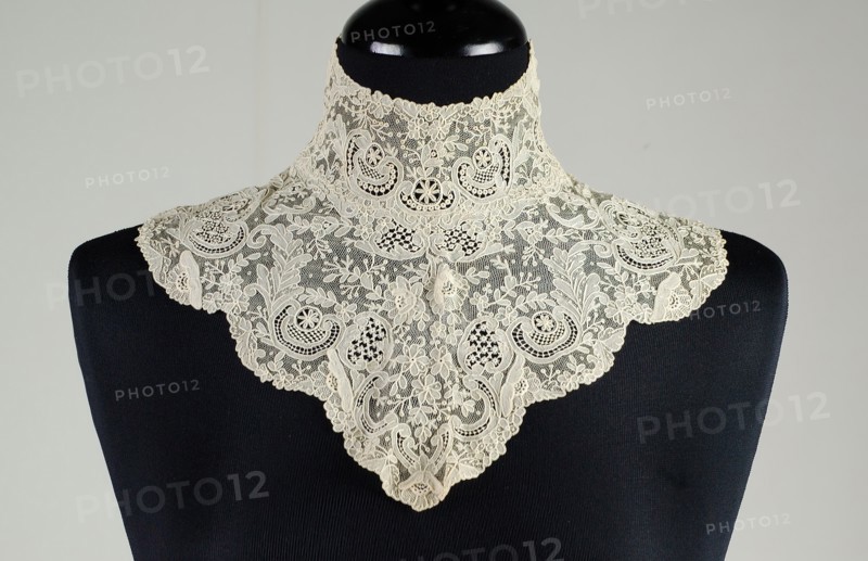 Collar