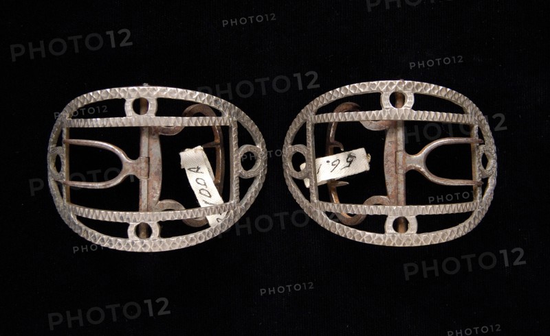 Shoe buckles