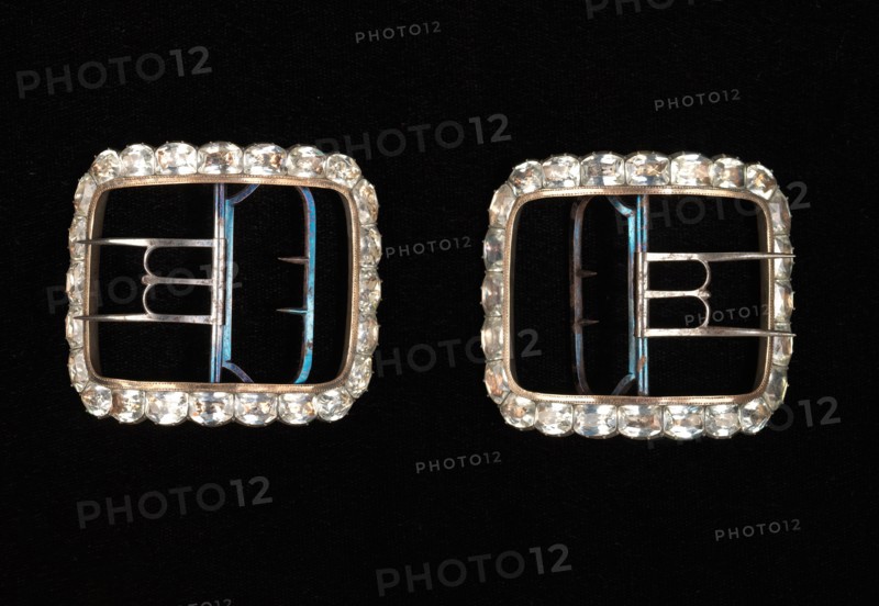 Shoe buckles