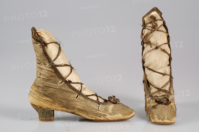Evening boots