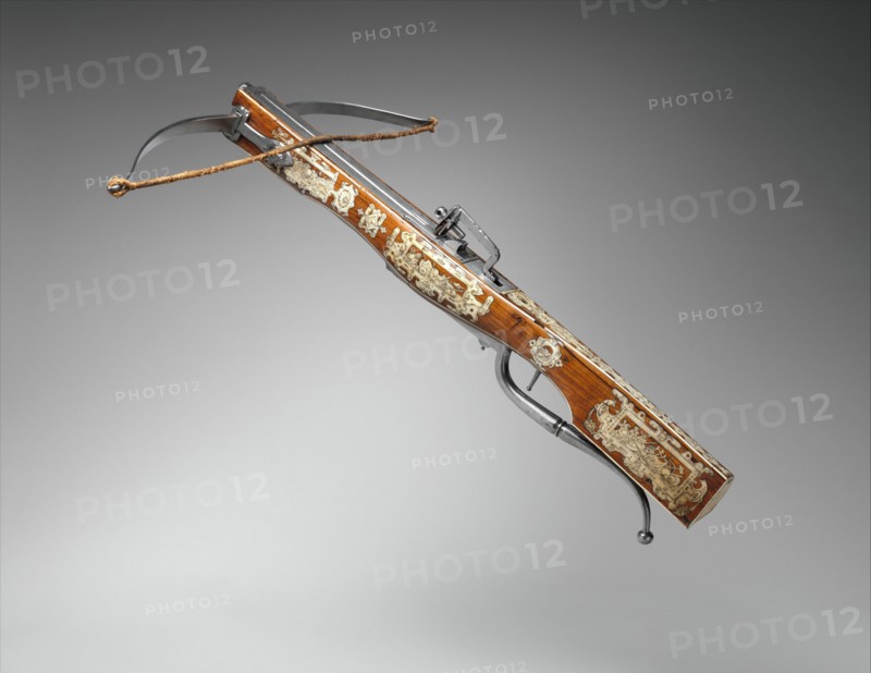Pellet and Bolt Crossbow Combined with a Wheel-Lock Gun