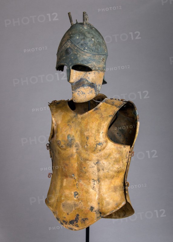 Helmet of the Italo-Chalcidian Type