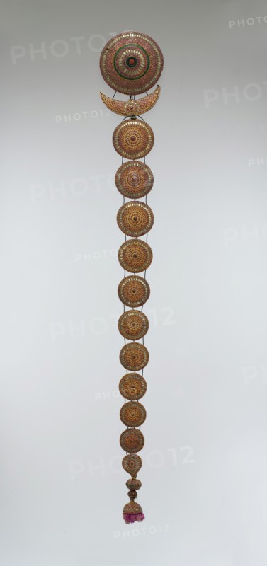 Plait Ornament