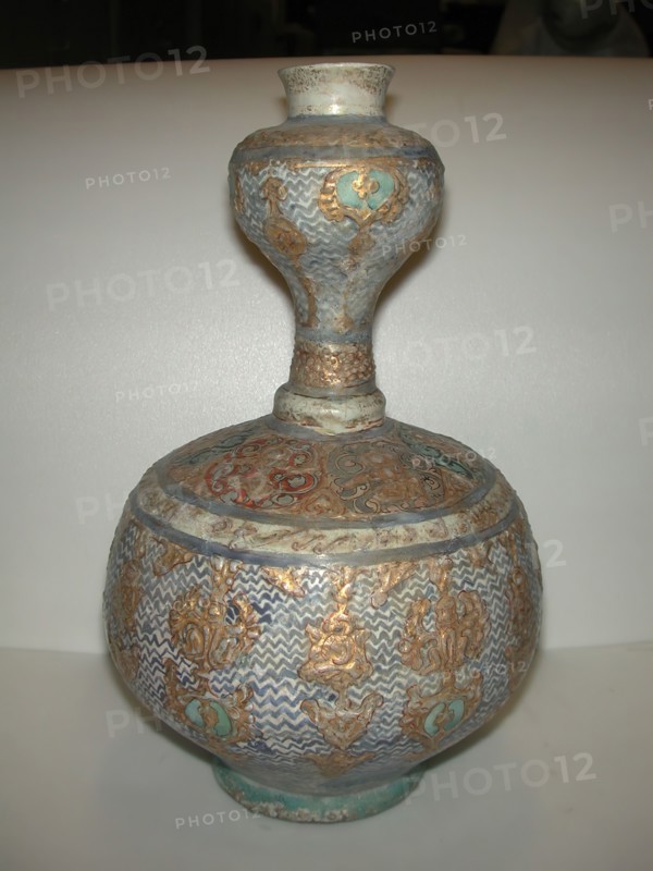 Gilded Mina'i Ceramic