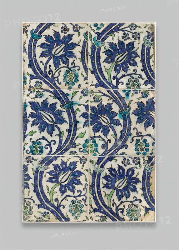 Tile Panel with Wavy-vine Design