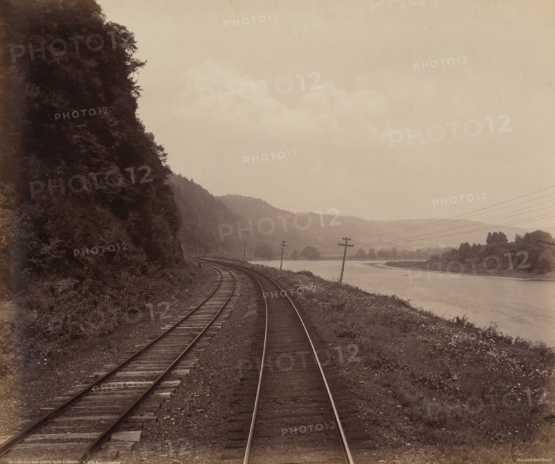 Hemlock Run Curve, Near Towanda, c. 1895.