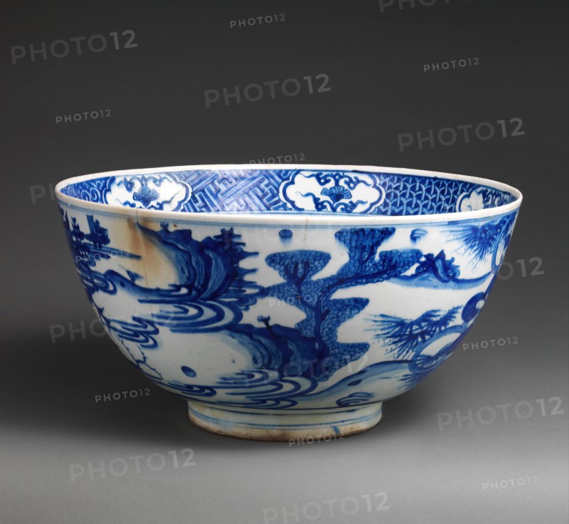 Imitation Blue-and-white Bowl, Iran, 17th century.