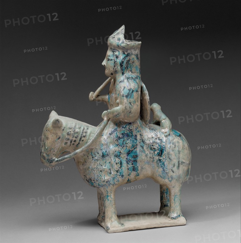 Mounted Hunter with Cheetah, Jazira (or Iran?), 12th-early 13th century. Cheetah rising was a traditional leisure pursuit of royalty and the wealthy elite