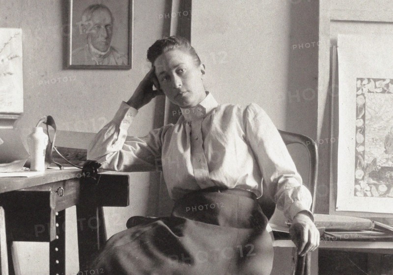 Hilma af Klint in her studio at Hamngatan, Stockholm, c. 1895. Found in the collection of Courtesy of Stiftelsen Hilma af Klints Verk.