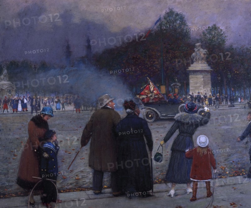 Drapeau allemand porté aux Invalides, c. 1914. Found in the collection of Musée Carnavalet, Paris.
