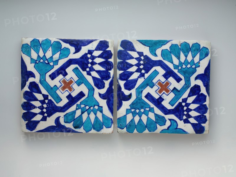 Tile, present-day Pakistan, late 15th century.