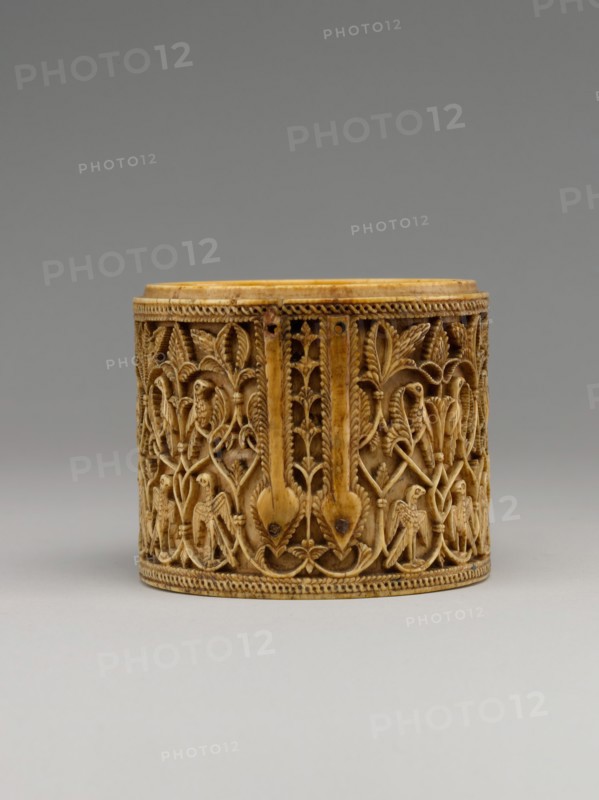 Cylindrical Box (Pyxis), Spain, 10th century.