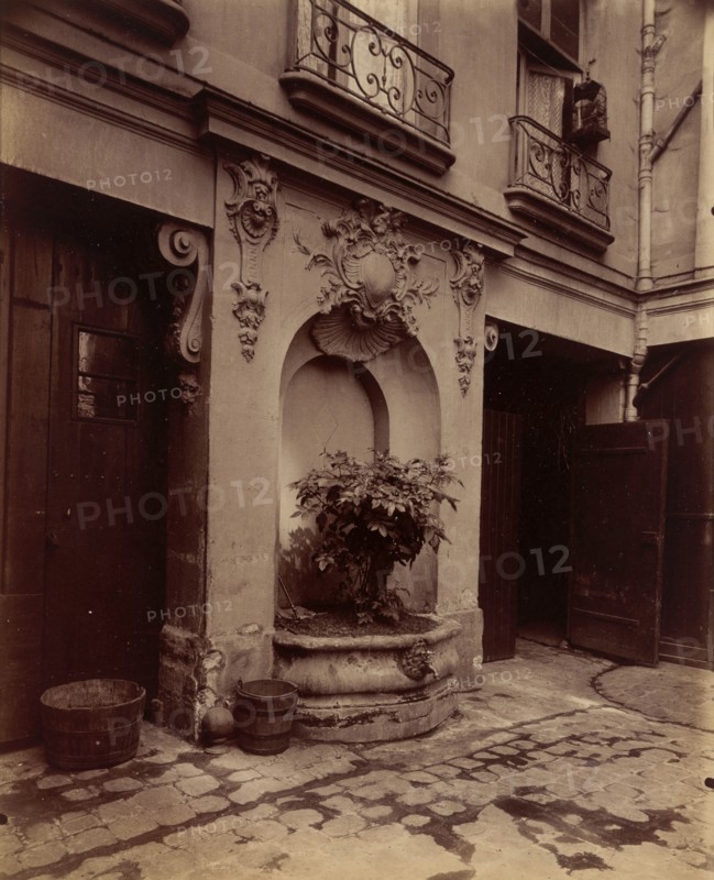 Ancien Hôtel des Parlementaires, 3 Rue des Lions, c. 1910.