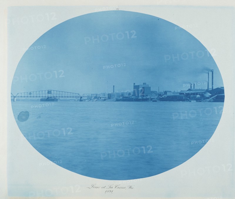 Levee at La Crosse, Wis., 1891.