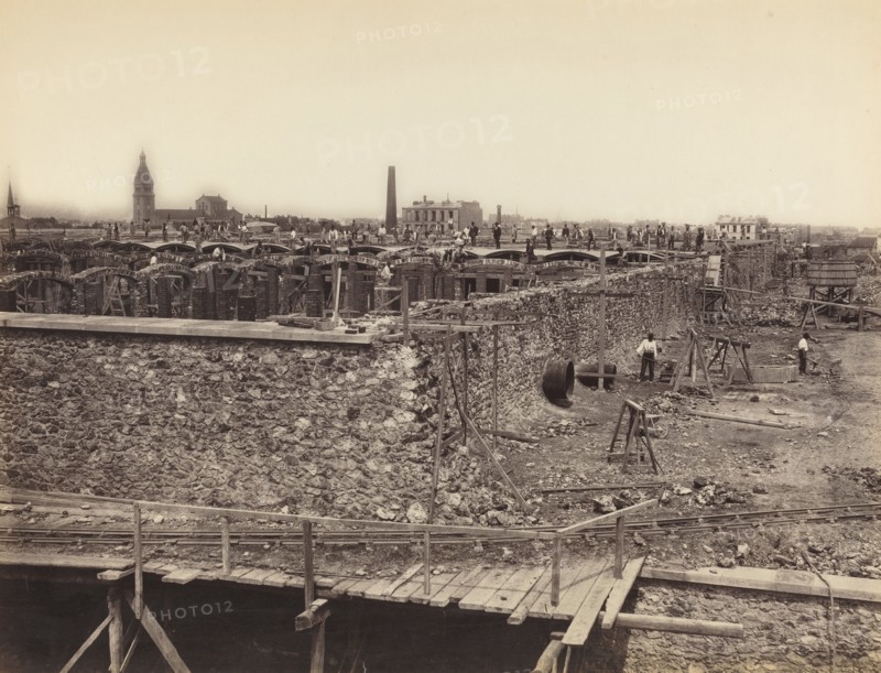 Réservoir de Montrouge, basin supérieur, côté droit (Montrouge Reservoir, Upper Basin, Right Side), c. 1870.