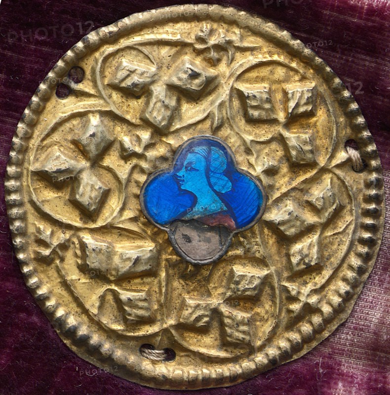 Costume Ornament with Profile Portrait, c. 1380/1400.