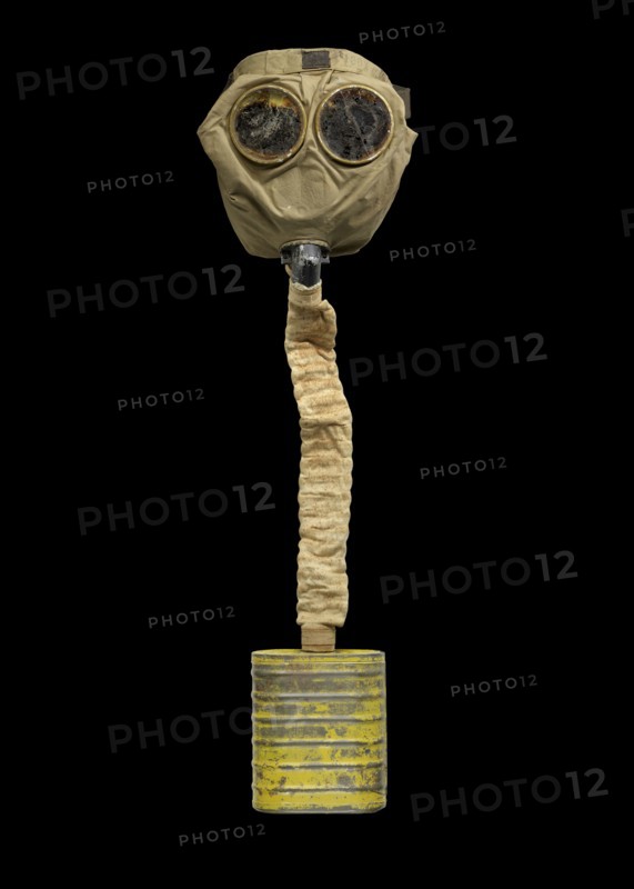 Small box respirator, 1917-1918. Creator: Unknown.