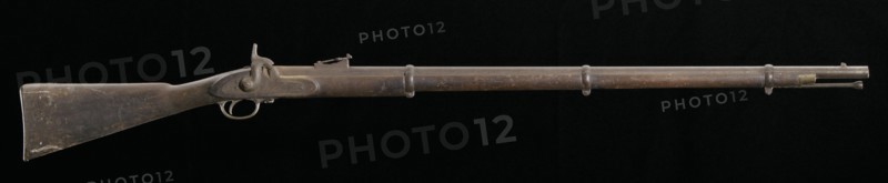 Enfield Pattern 1853 rifle-musket owned by Walter Denning, 1863. Creators: BSA, B. Woodward & Sons.
