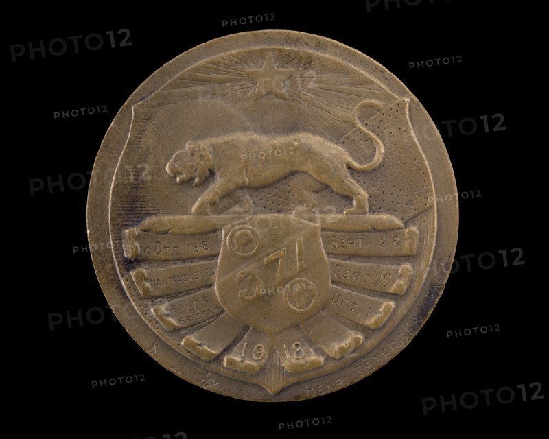 Bronze Medal honoring the 371st Infantry, 1918. Creator: Henri Teterger.