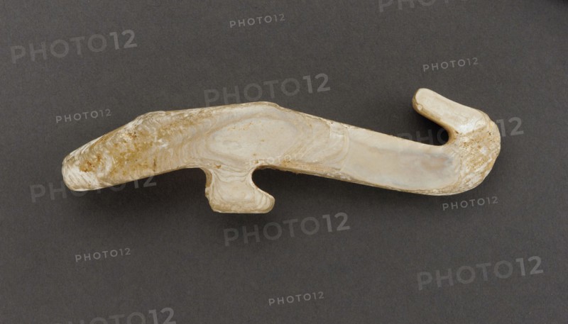 Garment hook (daigou), Eastern Zhou dynasty, 475-221 BCE. Creator: Unknown.