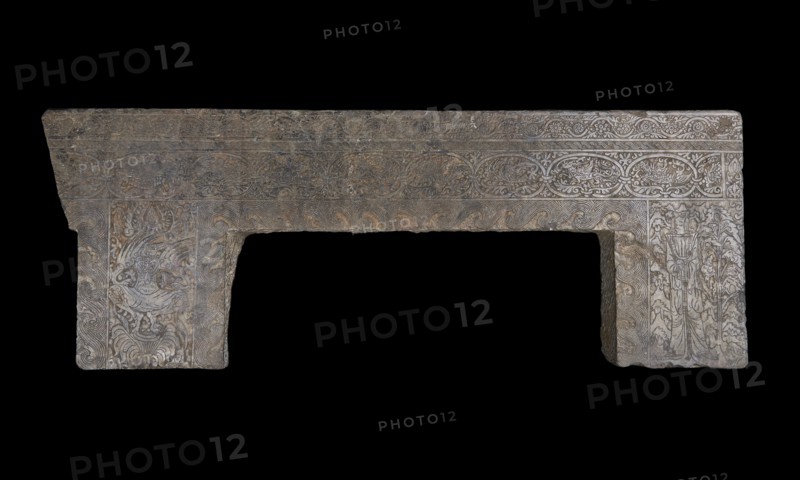 Double lintel: decorated with floral and other designs..., Period of Division, 386-535. Creator: Unknown.