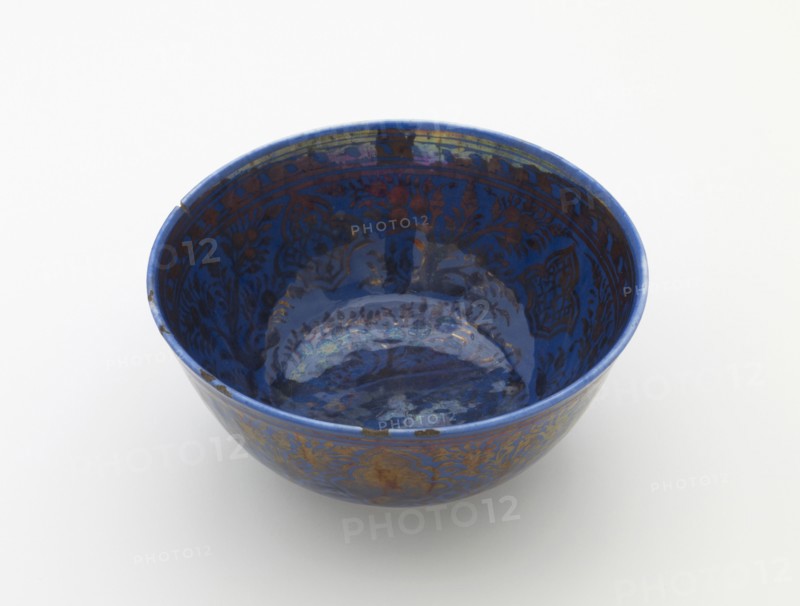 Bowl, Safavid period, 1650-1700. Creator: Unknown.