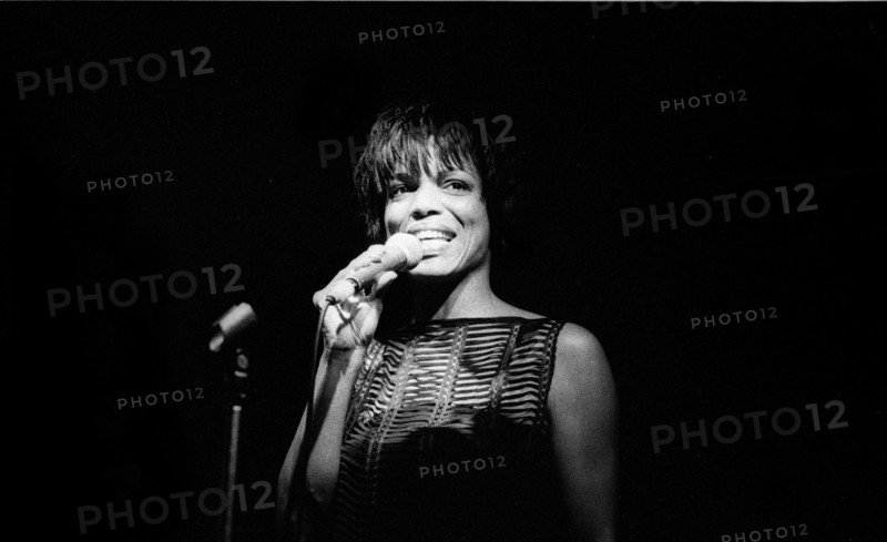 Nnenna Freelon, Ronnie Scott’s Jazz Club, London, 7/2000. Creator: Brian O'Connor.