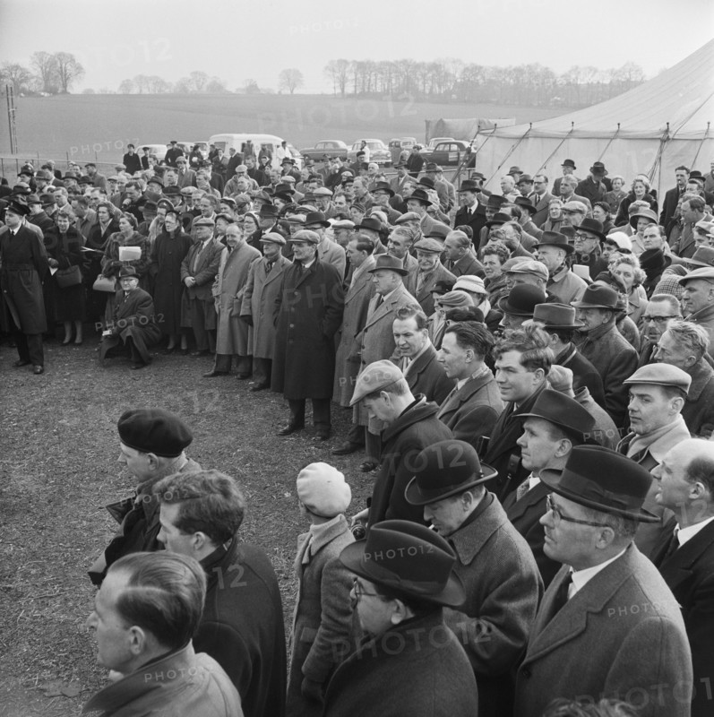 M1, Junction 10, Slip End, Central Bedfordshire, 24/03/1958. Creator: John Laing plc.