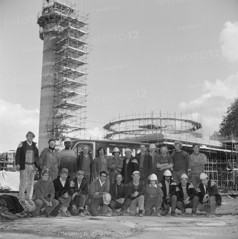 London Central Mosque and The Islamic Cultural Centre, Park Road, Regent's Park, GLA, 24/09/1975. Creator: John Laing plc.