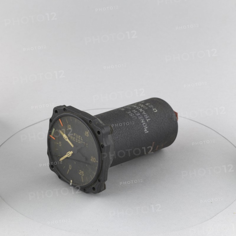 Indicator, Autosyn, Fuel Pressure, C-14A. Creator: Bendix Aviation.