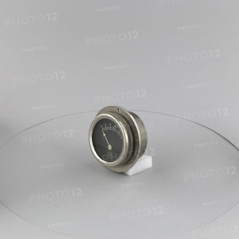 Indicator, Pressure, Fuel. Creator: United States Gauge Co.