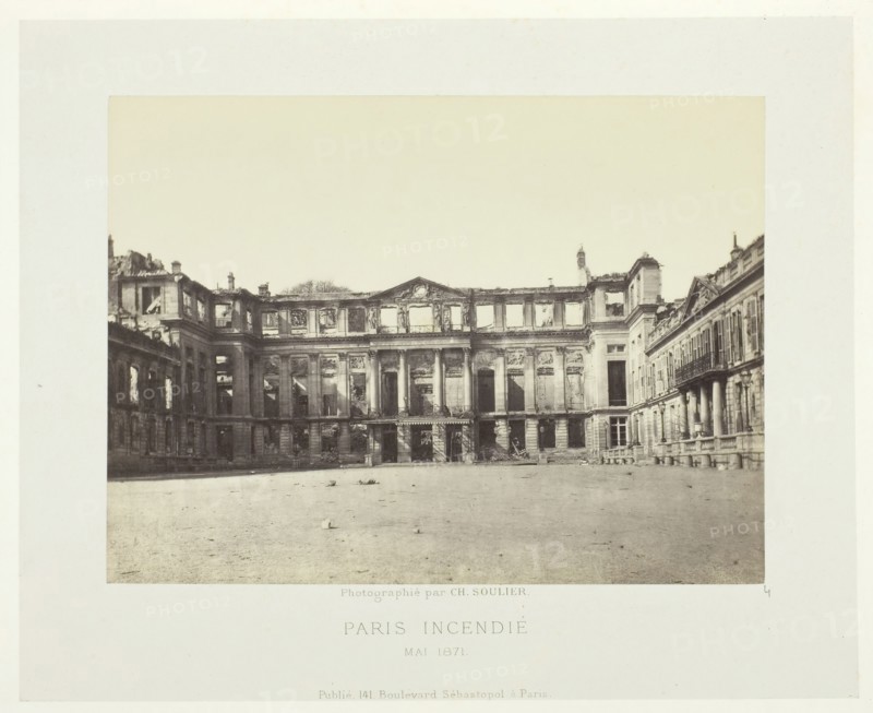 Paris Fire (Facade of the Palais de Saint-Cloud), May, 1871. Creator: Charles Soulier.
