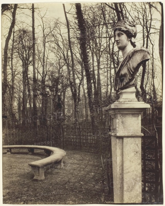 Versailles, Bosquet de l'Arc de Triomphe, 1904. Creator: Eugene Atget.