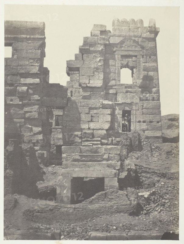 Médinet-Habou, Façade Septentrionale du Gynécée de Ramsès-Méiamoun; Thèbes, 1849/51. Creator: Maxime du Camp.