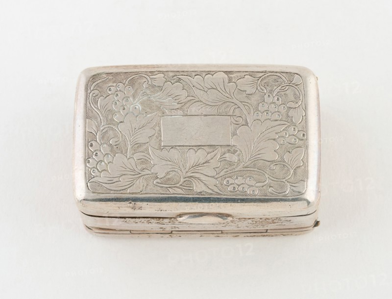 Double-Sided Vinaigrette, China, c. 1850. Creator: Unknown.