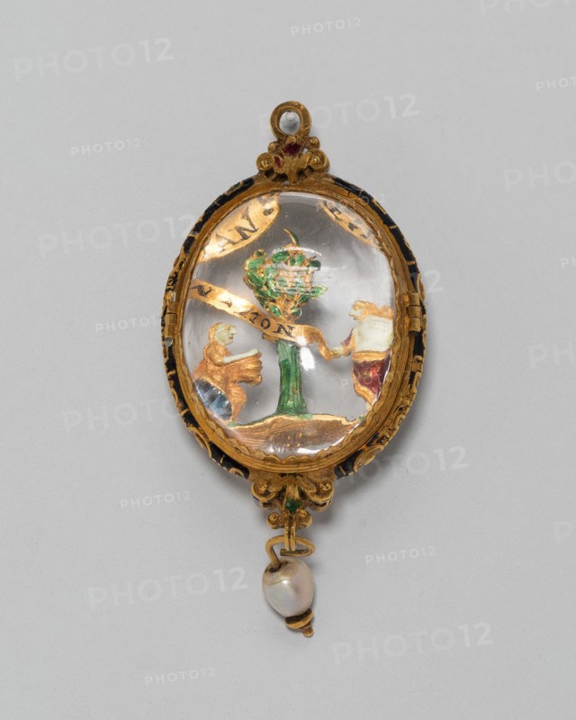 Pendant with Christ Appearing to Saint Mary Magdalene, Europe, c. 1575-c. 1625. Creator: Unknown.