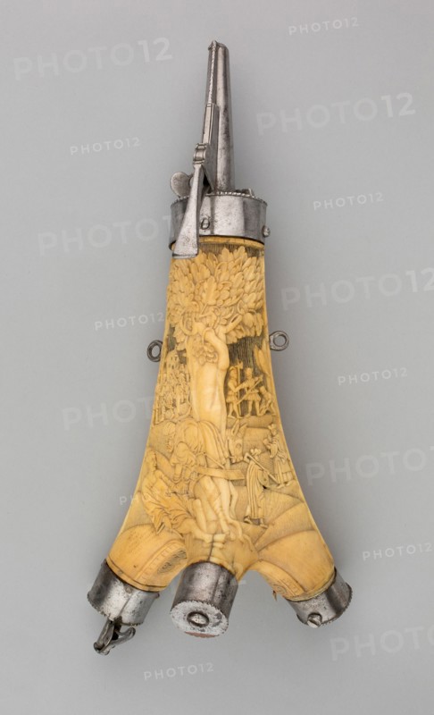 Powder Flask Carved with the Parable of the Good Samaritan, Southern Germany, 1570/1600. Creator: Unknown.