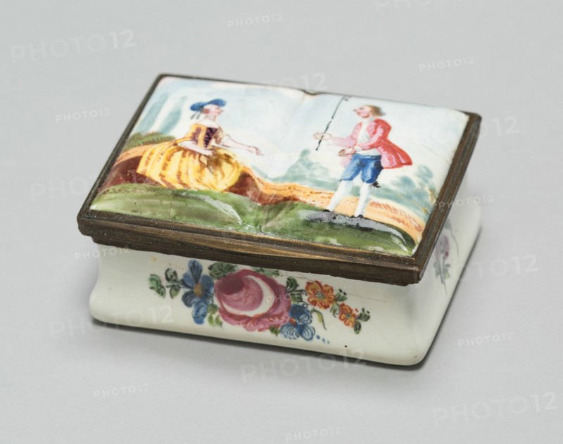 Double Snuff Box, South Staffordshire, c. 1770. Creator: Staffordshire Potteries.
