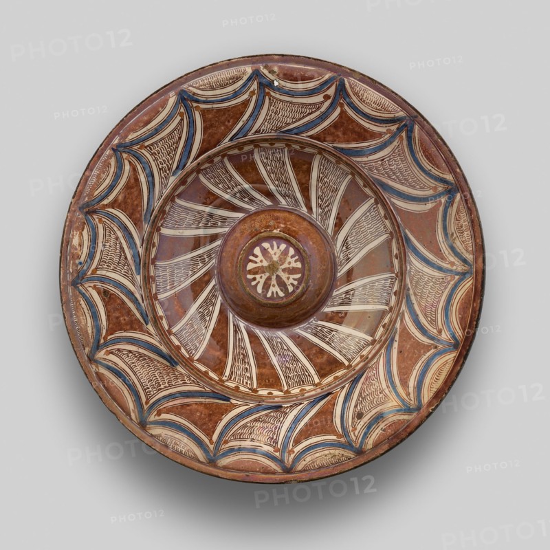 Hispano-Moresque Plate, Spain, 16th century. Creator: Unknown.